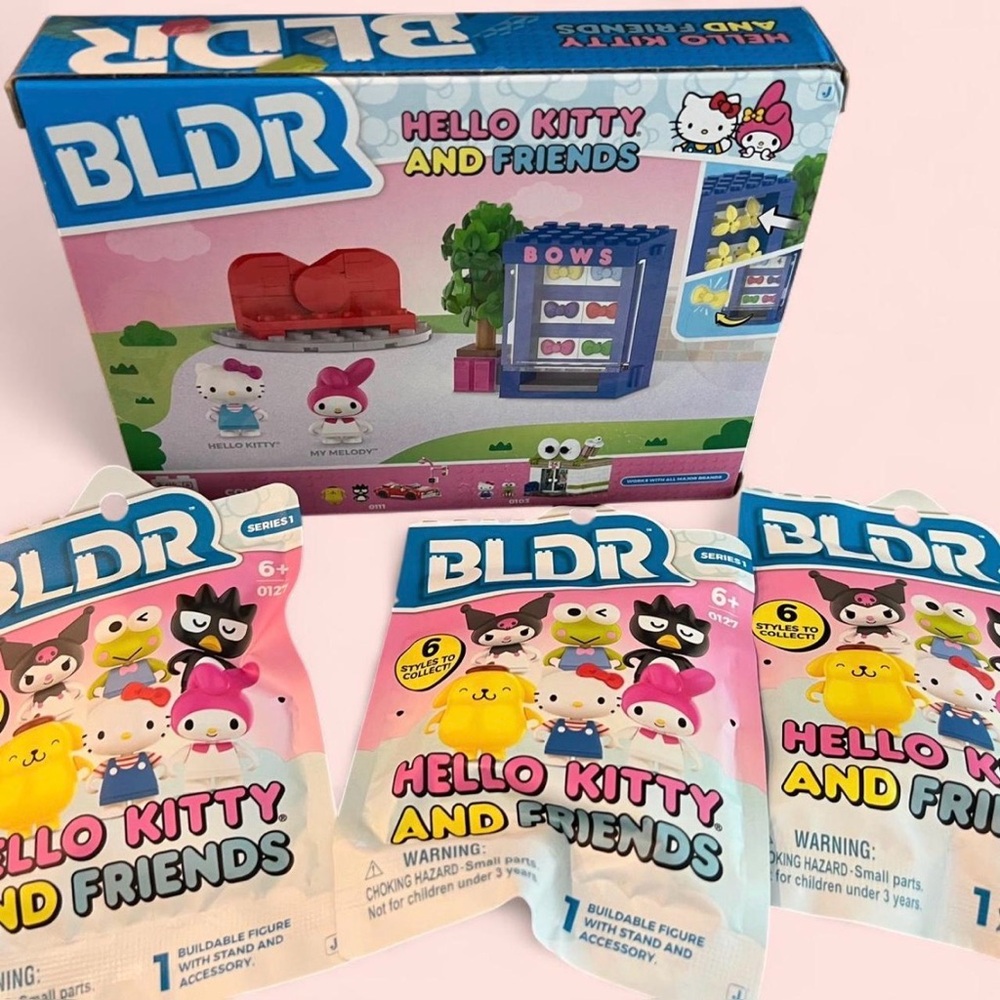 Hello Kitty and Friends Building Bundle Set - Pink and Blue